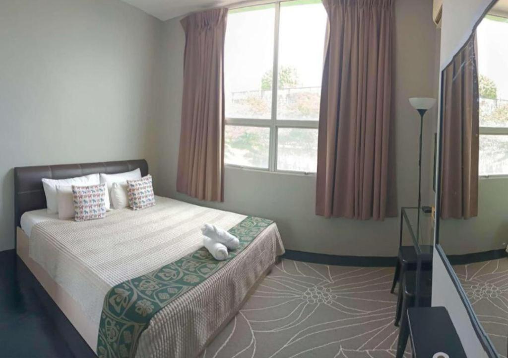 Oyasumi Hotel Kulim Buitenkant foto
