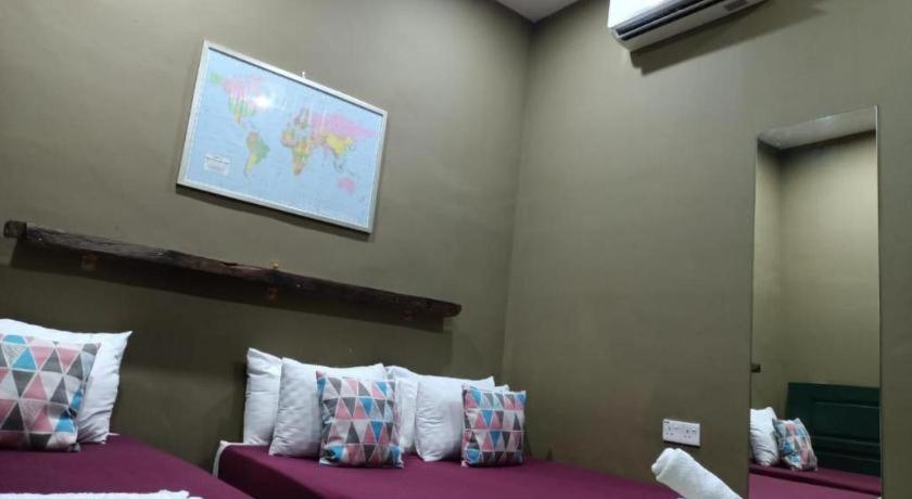 Oyasumi Hotel Kulim Buitenkant foto