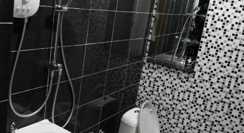 Oyasumi Hotel Kulim Buitenkant foto